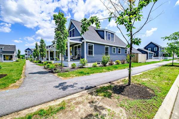 153 Scarborough Downs RD, Scarborough, ME 04074