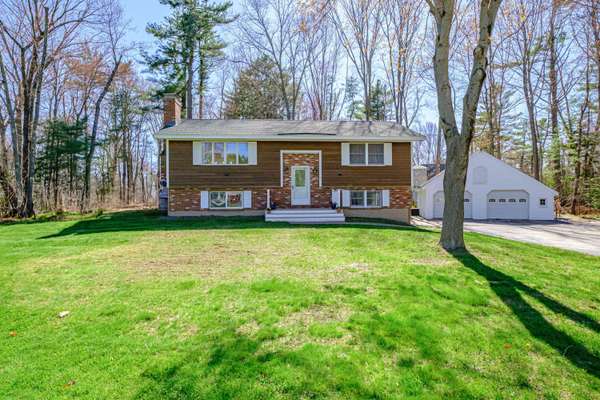 5 Autumn LN, Scarborough, ME 04074
