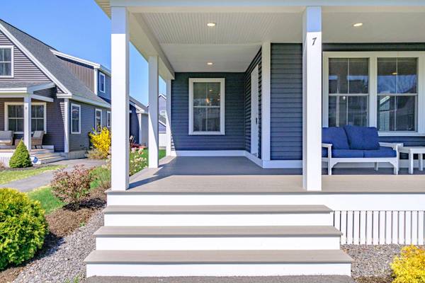 7 Pacer WAY, Scarborough, ME 04074