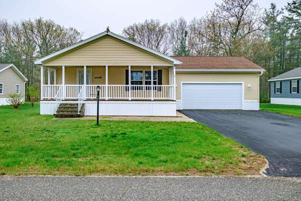 21 Fieldstone LN, Lyman, ME 04002