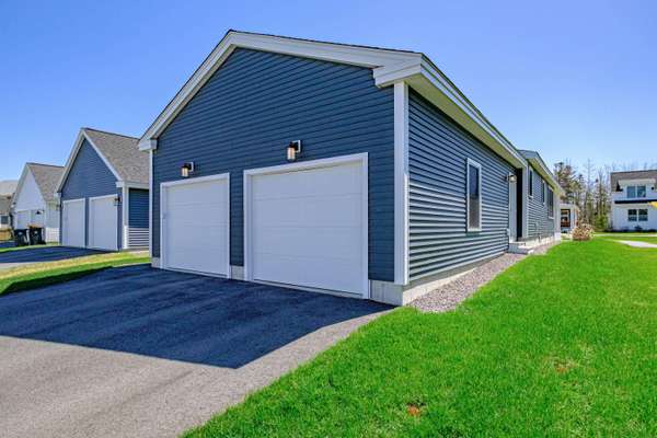 7 Pacer WAY, Scarborough, ME 04074