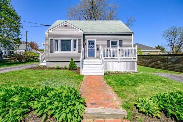 301 Sherwood ST, Portland, ME 04103