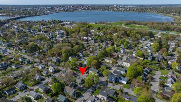 301 Sherwood ST, Portland, ME 04103