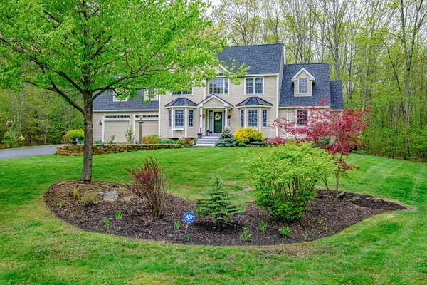 10 Hidden Creek DR, Scarborough, ME 04074