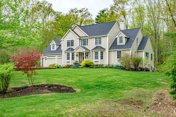 10 Hidden Creek DR, Scarborough, ME 04074