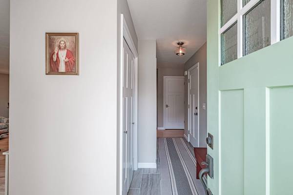 48 Sancho DR, Saco, ME 04072