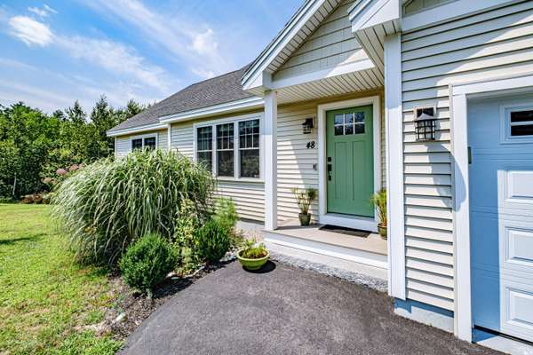 48 Sancho DR, Saco, ME 04072