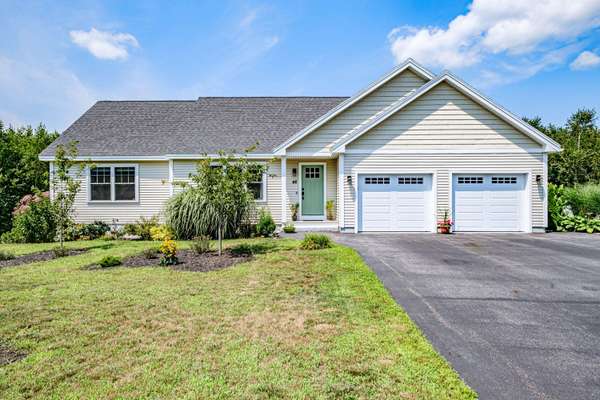 48 Sancho DR, Saco, ME 04072