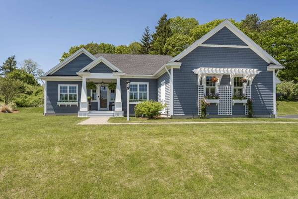18 Forecaster WAY, Scarborough, ME 04074