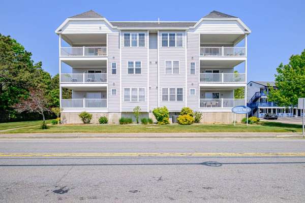170 East Grand AVE #1, Old Orchard Beach, ME 04064