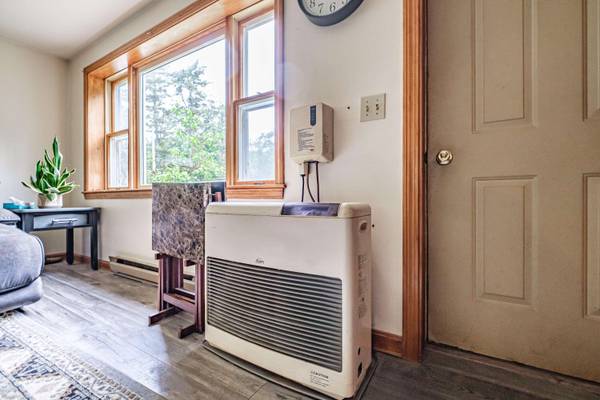 375 Gorham RD, Scarborough, ME 04074