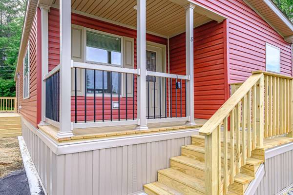 8 Maplewood DR, Limington, ME 04049