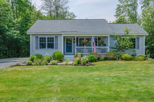 76 Buttonbush LN, Wells, ME 04090