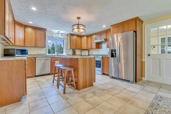 366 Cape RD, Hollis, ME 04042