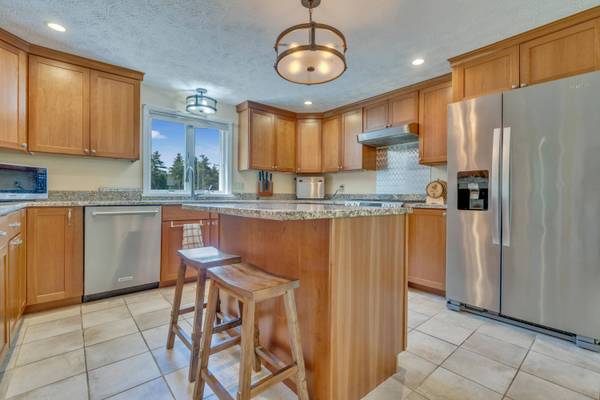 366 Cape RD, Hollis, ME 04042