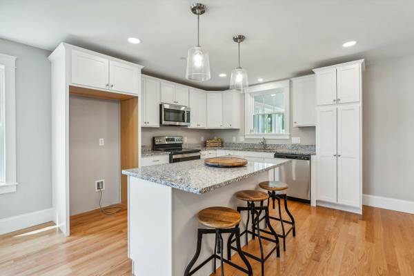 192 Falcon Crest DR #59, Gorham, ME 04038