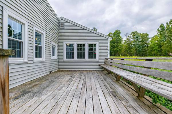 4 Cartland RD, Windham, ME 04062