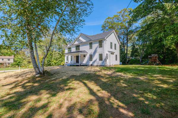 23 Sylvan RD, Scarborough, ME 04074