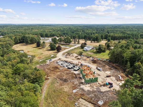 35 Fairway Commons DR #14, Gorham, ME 04038