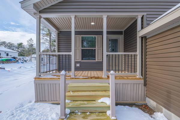 31B Pheasant RD, Saco, ME 04072