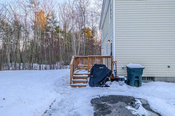 89 Shaws Mill RD, Gorham, ME 04038