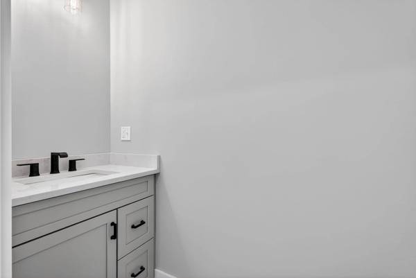 20 Fairway Commons DR #2, Gorham, ME 04038