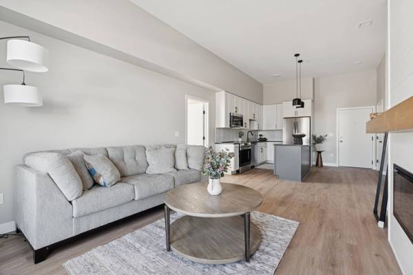 1 Cross ST #101, Scarborough, ME 04074