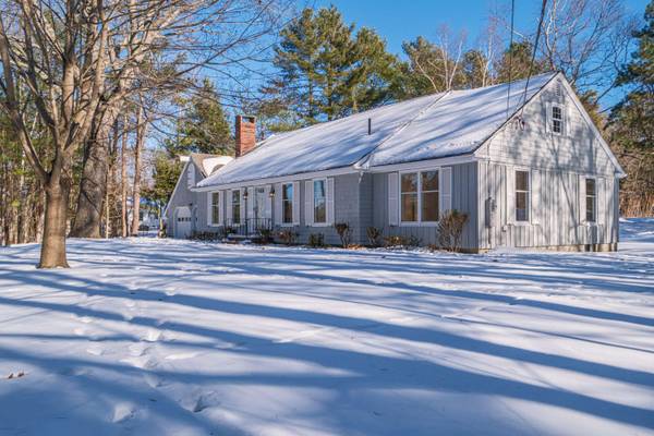 4 Sylvan RD, Scarborough, ME 04074