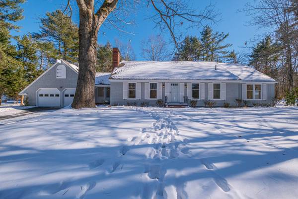 4 Sylvan RD, Scarborough, ME 04074