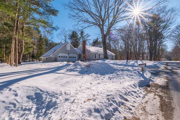 4 Sylvan RD, Scarborough, ME 04074