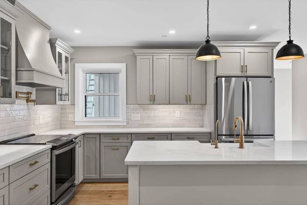 31 Fairway Commons DR #12, Gorham, ME 04038