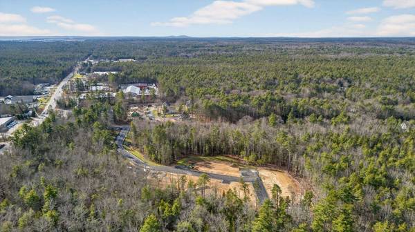 9 Creekside CT #5, Kennebunk, ME 04043