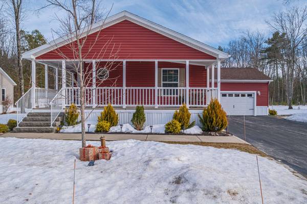 7 Conifer DR, Lyman, ME 04002