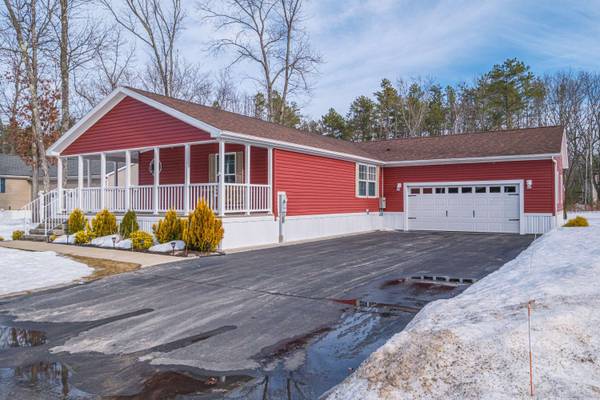 7 Conifer DR, Lyman, ME 04002