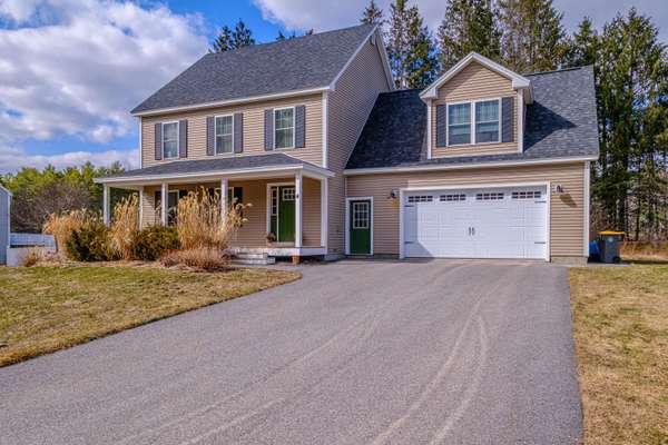4 Ladd DR, Scarborough, ME 04074
