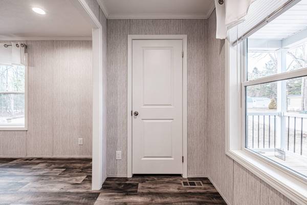 16 Pine Haven ST, Saco, ME 04072