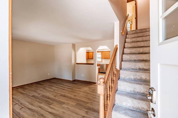 16 Caryn DR, Saco, ME 04072