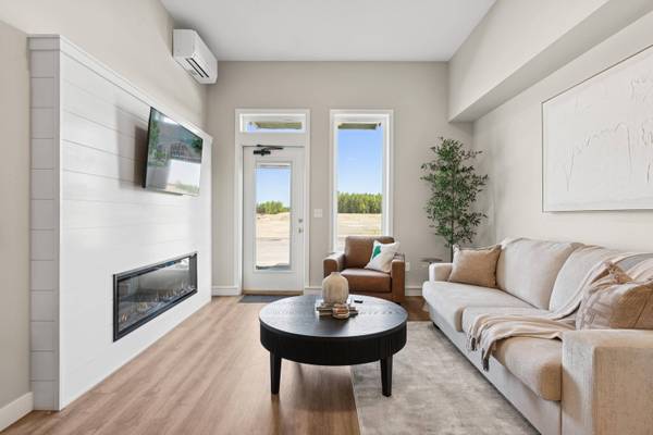 1 Cross ST #327, Scarborough, ME 04074