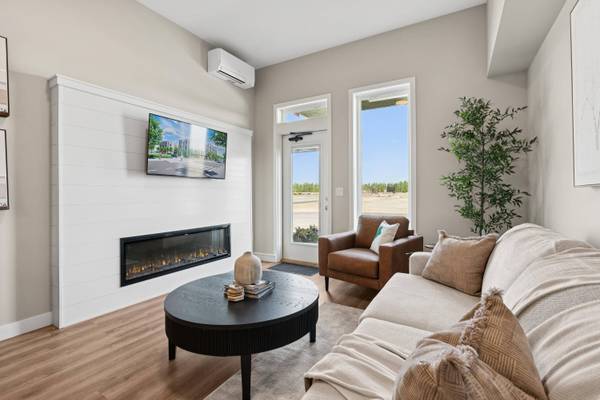 1 Cross ST #327, Scarborough, ME 04074