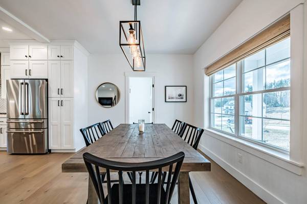 2 Peaceful LN, Scarborough, ME 04074