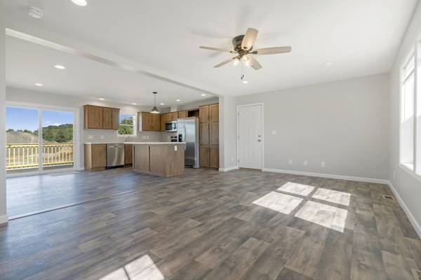 14 Colony WAY, Kittery, ME 03904