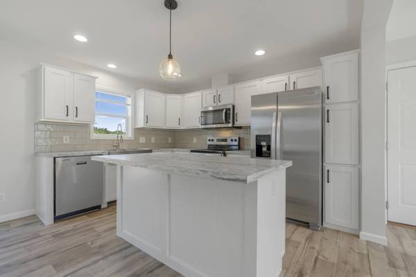 20 Colony WAY, Kittery, ME 03904