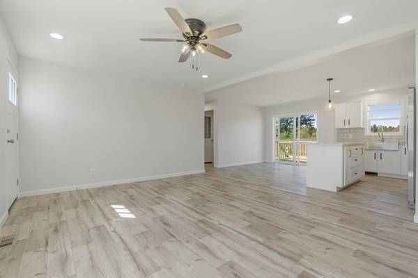 20 Colony WAY, Kittery, ME 03904