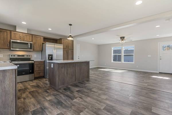 14 Colony WAY, Kittery, ME 03904