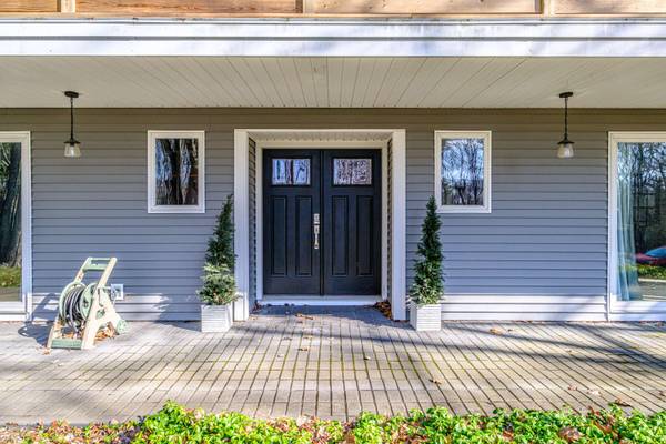 12 Sylvan RD, Scarborough, ME 04074