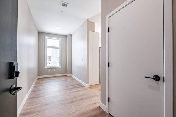 1 Cross ST #324, Scarborough, ME 04074