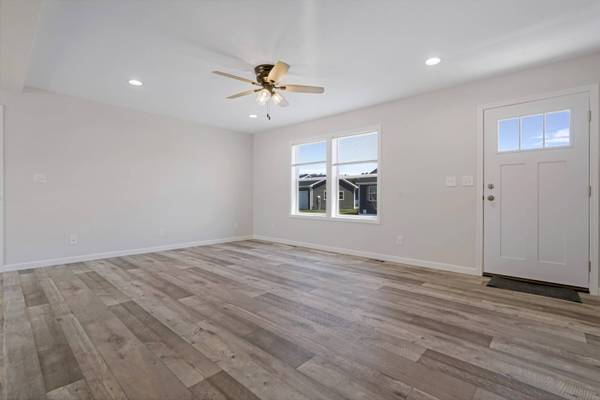 16 Colony WAY, Kittery, ME 03904