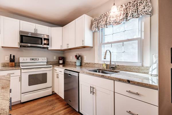 1033 Bridgton RD, Westbrook, ME 04092
