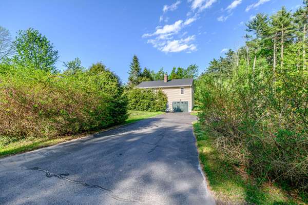1033 Bridgton RD, Westbrook, ME 04092
