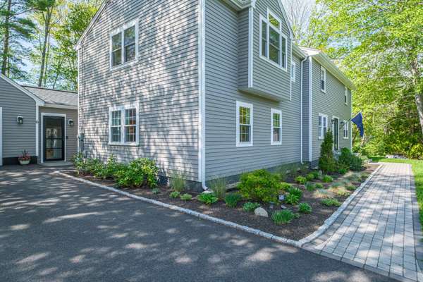 6 Plymouth DR, Scarborough, ME 04074